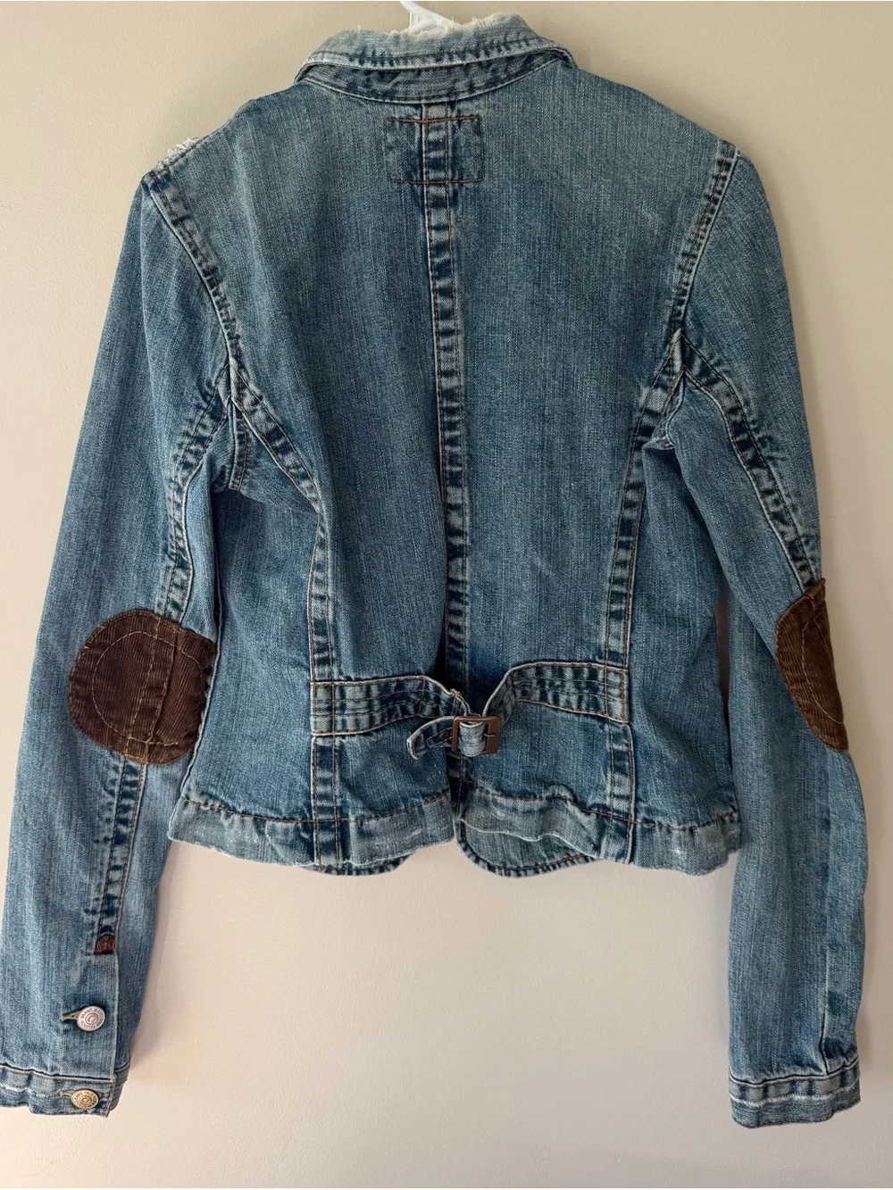 True Religion Vintage Y2K Distressed Denim Jacket. Size Small.